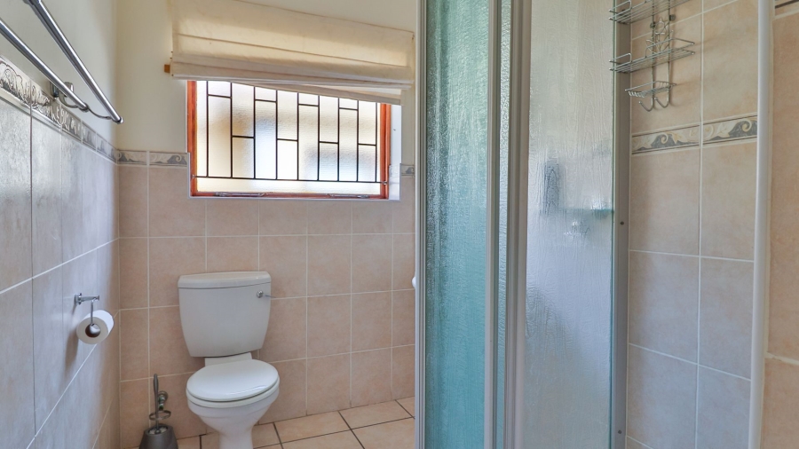 3 Bedroom Property for Sale in Sandbaai Western Cape